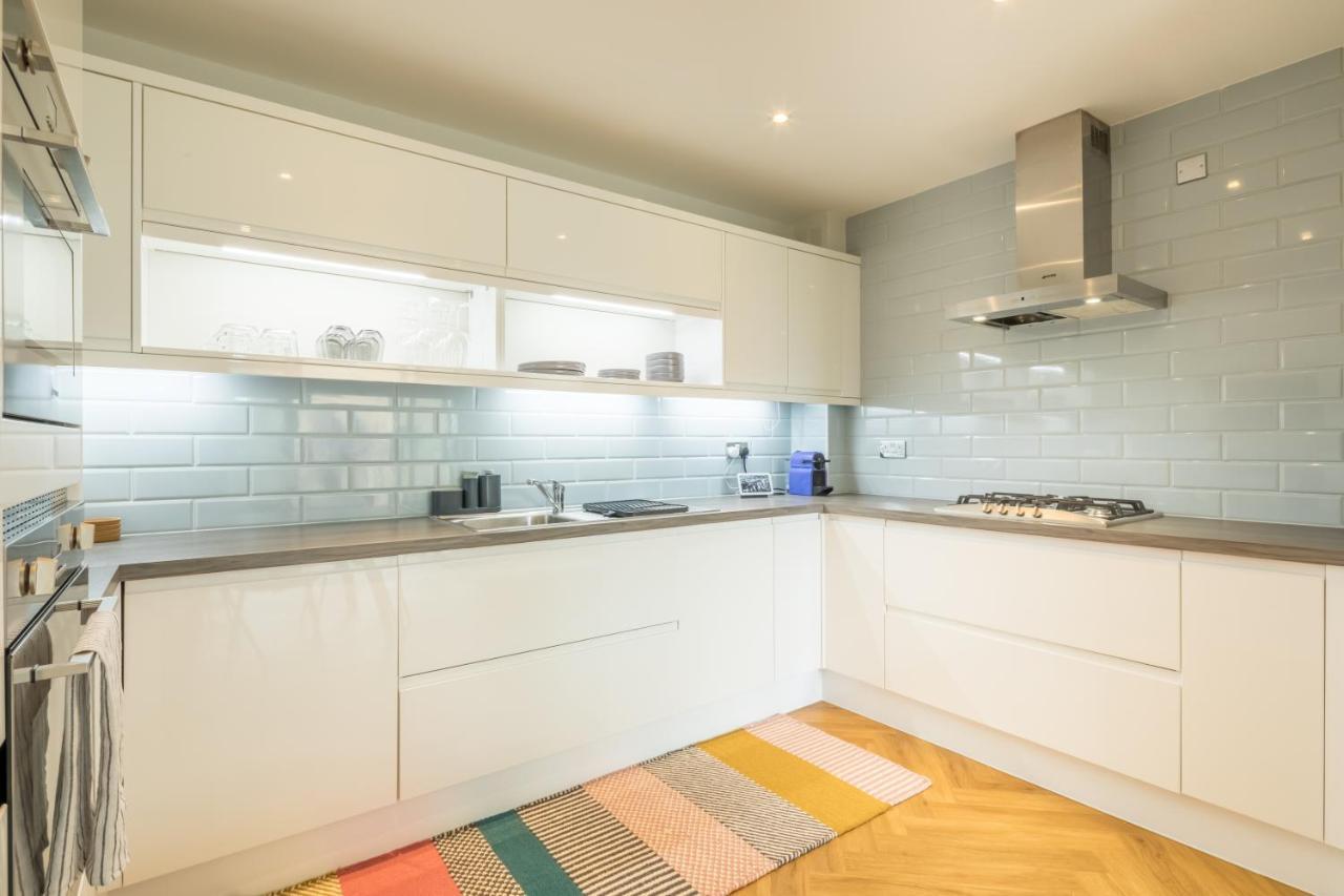 Executive 2Br Apartment Next To Station + Parking CBG Eksteriør billede