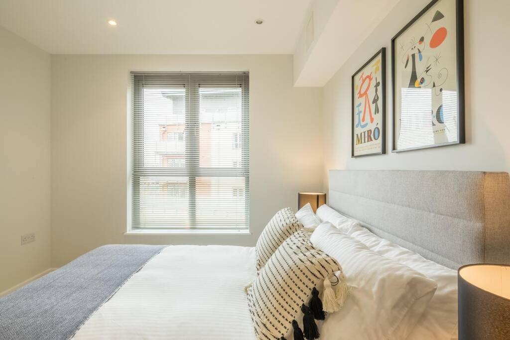 Executive 2Br Apartment Next To Station + Parking CBG Eksteriør billede