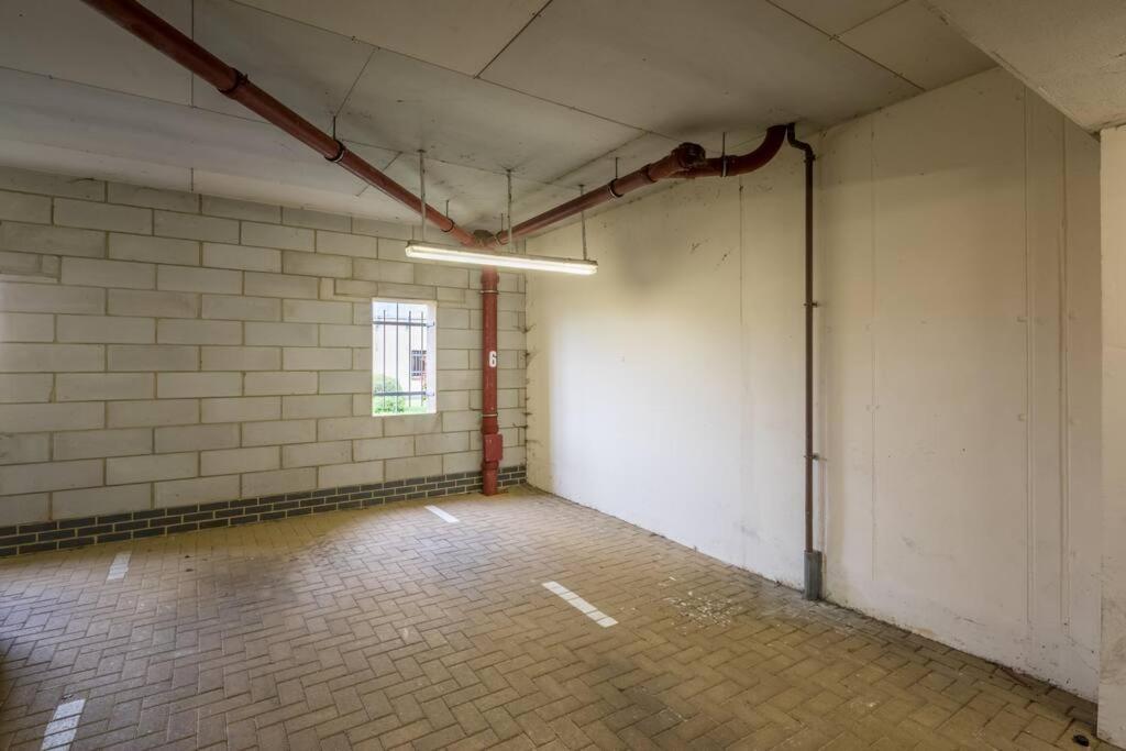 Executive 2Br Apartment Next To Station + Parking CBG Eksteriør billede